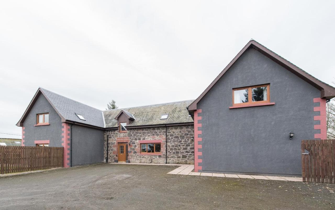The Granary With Hot Tub Near Perth Perthshire Vila Forgandenny Exterior foto